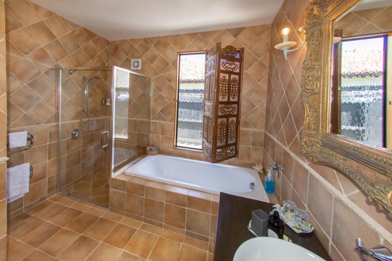 パパモア Tuscan Retreat Bed & Breakfast - Adults Only Bed & Breakfast エクステリア 写真